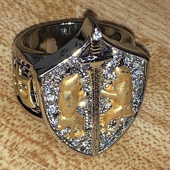 Designer ring
